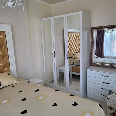 бляк сий. Vip апартамент Appartement